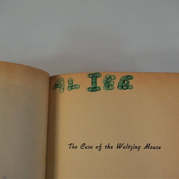 Case of the Waltzing Mouse A Brains Benton Mystery 1961 George Wyatt Hard Cover - Picture 7 of 11